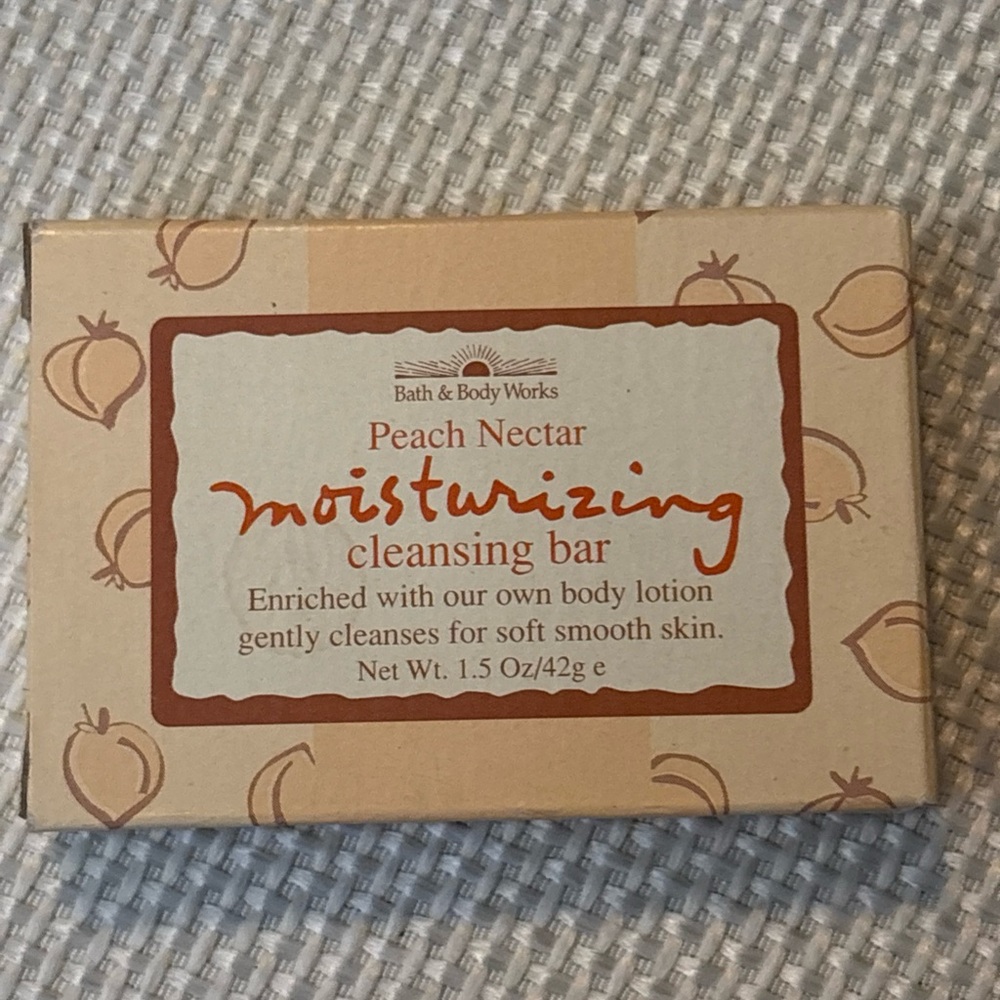 Bath & Body Works Peach Nectar Moisturizing Cleansing Bar New In Box 1.5 Oz.